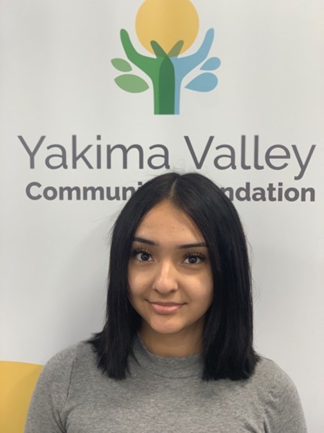 YLC Yesenias headshot